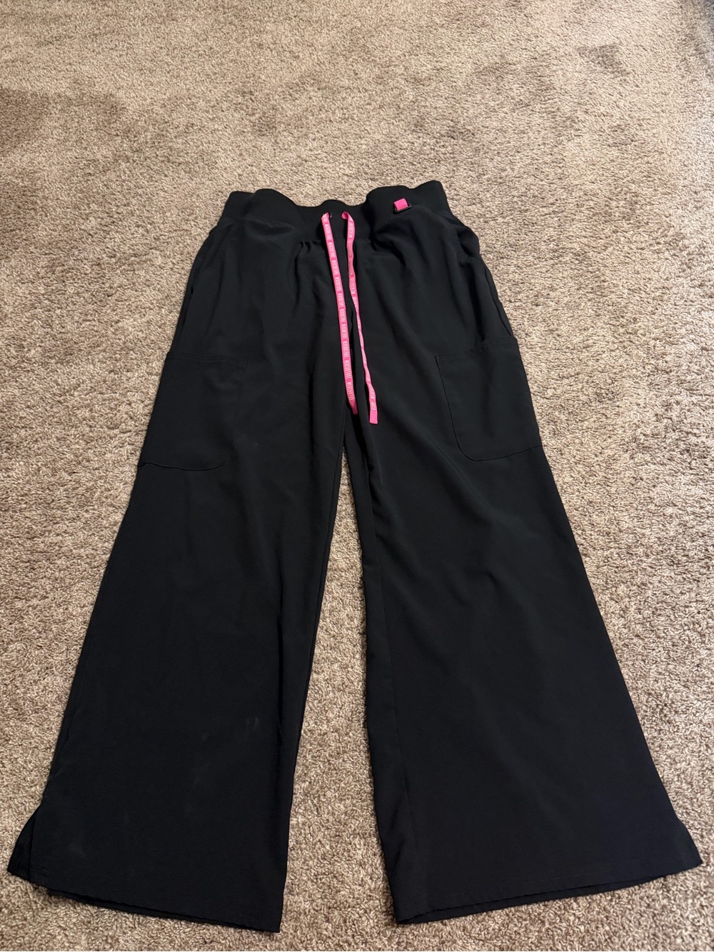 Med Couture Amp 5 Pocket Stretch High Rise Wide Leg Scrub Pants